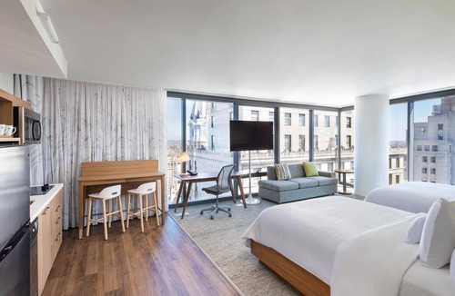 Rittenhouse Row Hotel | Element by Marriott Philadelphia Downtown