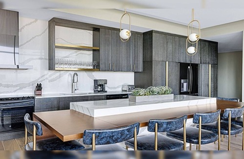 Castleberry Hill Resort | Elevate Your Escape with Wyndham Atlanta – 1 Bedroom Presidential