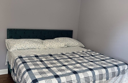 Cumming Other | Elevate Your Vacation - Step Into Our Captivating Palmtree farmhouse.