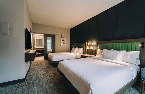 Gatlinburg Hotel | Embassy Suites By Hilton Gatlinburg Resort