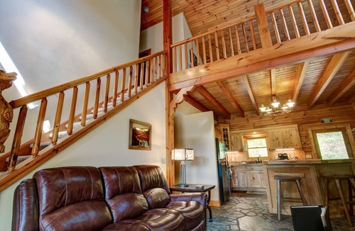 Maggie Valley House | Emerald Bear | Large, Private Home in Maggie Valley | Hot Tub