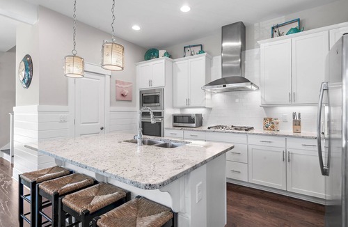Santa Rosa Beach House | Emerald Escape| 4BR 30A | Sleeps 10 | 6 Seater Golf Cart + Bikes