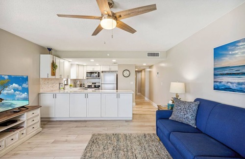 North Redington Beach Condo | Emerald Isle 604 Beautiful TOP FLOOR Condo|DIRECT GULF View|Private balcony