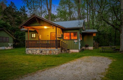 Pittman Center Ski Chalet | Emma's Cottage #537