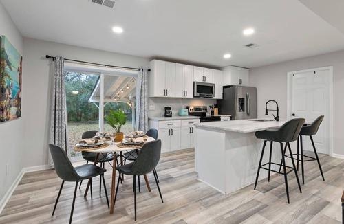 North Decatur House | Emory Family Stay | Fenced Yard & Pet Friendly