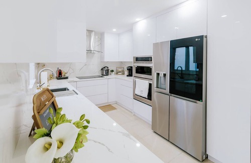 University Park House | Encanto Family, cozy patio & pool, near to everything