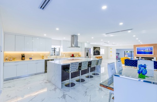 Kendale Lakes House | Encanto Luxury Home