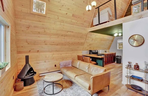 Pocono Summit Cabin | Enchanted A-Frame Cabin | Hot Tub | Firepit