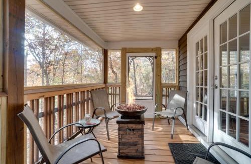 Hiawassee House | Enchanted Forest Cottage w/Hot Tub!