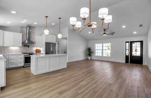 South Venice House | Enchanting 3-bedroom house in Venice with WiFi