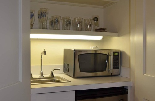 Locust Grove Apartment | Enderly - c1859 - English Basement Apartment