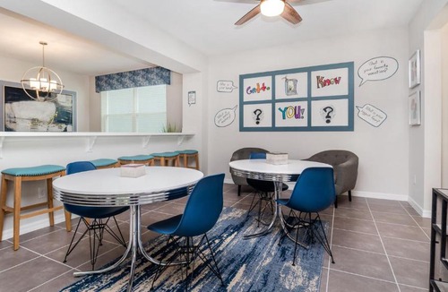 Four Corners House | Endless Happiness On Lulu Castle