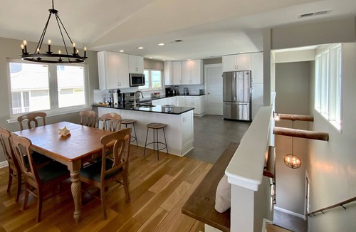 Alligator Point House | Endless Summer Beachfront! 4 bd/3 bathroom
