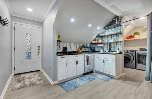West End House | Energy Loft 15 mins fr downtown ATL & airport Sleep 3