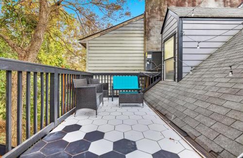 West End Apartment | Energy Loft- Sleeps 3