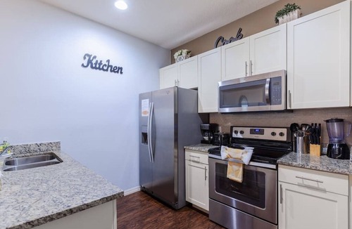 West Kissimmee House | ENJOY A COZY 3Br NEAR DISNEY