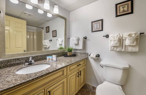 Seabreeze Park Hotel | Enjoy Coastal Getaway with Pool Near Pier, Lagoon & Boardwalk Fun | 2 Units