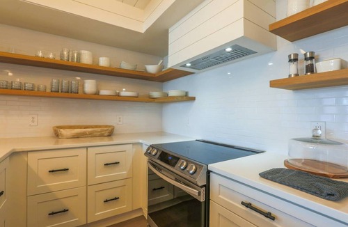 Folly Beach Condo | Enjoy Modern Luxury Design in this Oceanfront, Corner Unit! Stunning Ocean Views & Community Pool.