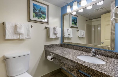 Seabreeze Park Hotel | Enjoy Ocean Views from Your Relaxing Haven w/Balcony | Near Daytona Attractions