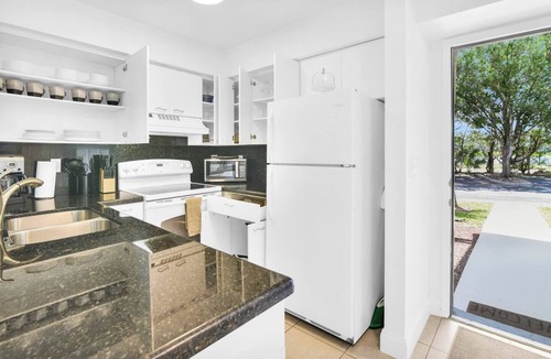 Mission Bay Apartment | Enjoy our 2 bedroom, 2 bath ground floor apartment in West Boca Raton