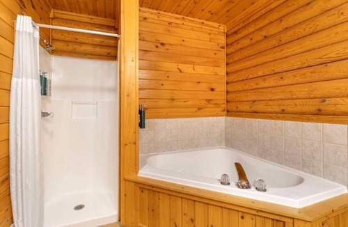Pittman Center Hotel | Enjoy Scenic Comfort in a Roomy Suite w/Full Kitchen