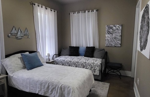 Chattahoochee Hills House | Enjoy Sunset's from our Townhouse in Serenbe's Crossroads Hamlet.