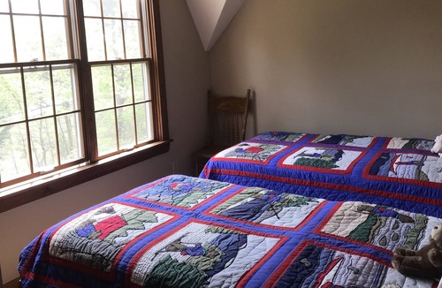 Lookout Mountain Cottage | Enjoy the mountain and the city!