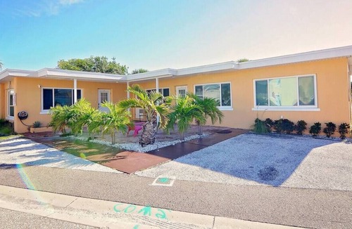 Redington Shores Apartment | Enjoy the Sunset at Amber Cove, Just Steps to the Beach!