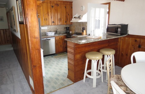 Avalon Condo | Enjoy your summer vacation in this affordable 2nd floor, beachblock condo