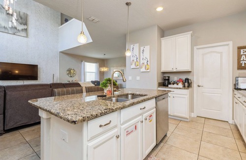 Calabria House | Enjoyable 5-bedroom house with AC in Kissimmee