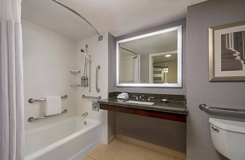 Executive Park Hotel | Ensuring a Very Comfortable & Memorable Stay! Pets Are Welcome, Parking, Pools!