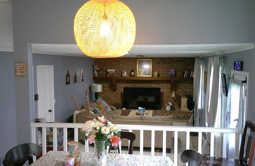 Jonesboro House | Entire 3-Bedroom Charming House in Jonesboro between Spivey Waterpark, and ATL