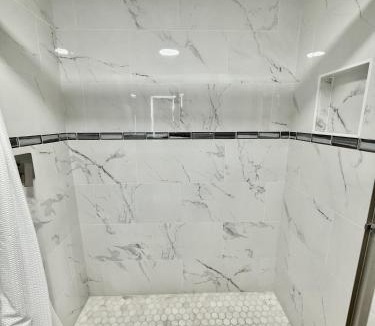 Florida Center Apartment | Entire condo near Universal Studios in Orlando - Free Resort Access