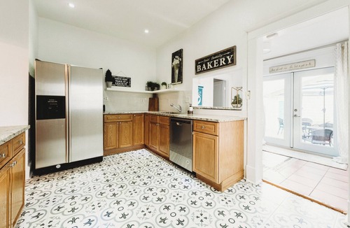 Historic Uptown House | Entire historic downtown guest house: 9 BR!