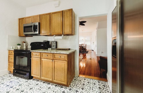 Historic Uptown House | Entire historic downtown guest house: 9 BR!