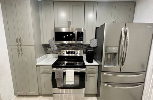Oak Ridge House | Entire Home In Central Florida Near Millennia Mall!