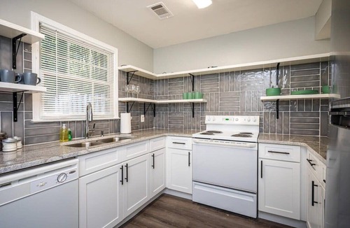 Norcross Condo | Entire Home in Norcross, 7 Min to I-85