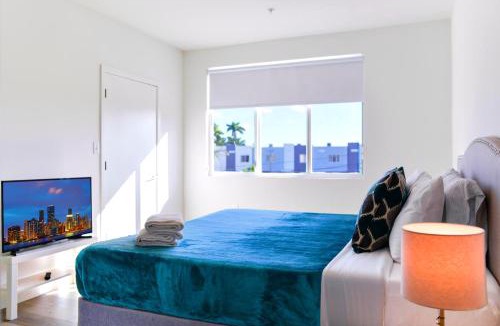 Golden Glades Apartment | Entire House with Free Parking at North Miami!