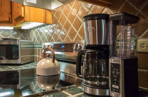 Saluda Cabin | Epic 1BR Cabin w/Outdoor Fireplace~Free Tix