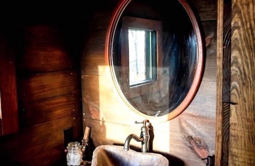Ringgold Cabin | Epic Lookout Tree House Tower Overlooking the Breathtaking North Georgia Appalachian Mountains, Ringgold