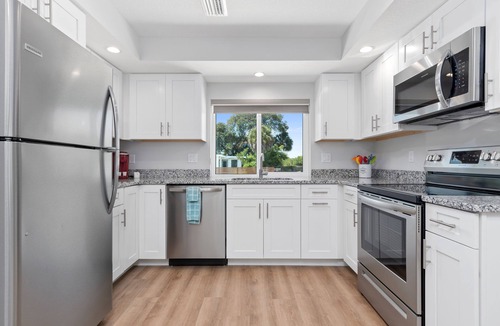 Nokomis Hotel | Escape Coastal Resort on Casey Key