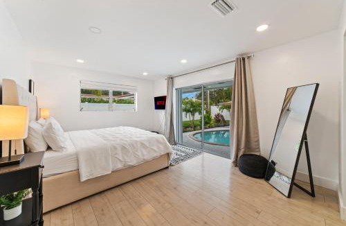 Imperial Point Villa | Escape to Luxury - Villa with BBQ and Private Pool