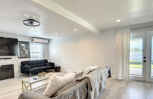 Northside House | Escape to Trout River Oasis: Where Nature Meets Luxury!