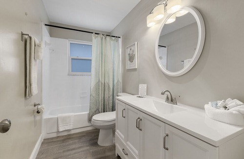 Mid Island Apartment | Estero Island Getaway - Palm Terrace 2B