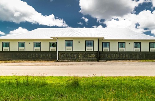 Everglades City Hotel | Everglades Adventures Hotel Suites by Ivey House