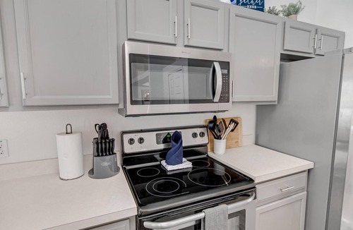 Indian Trails House | *EXCLUSIVE 3-bedroom w/heated private pool*