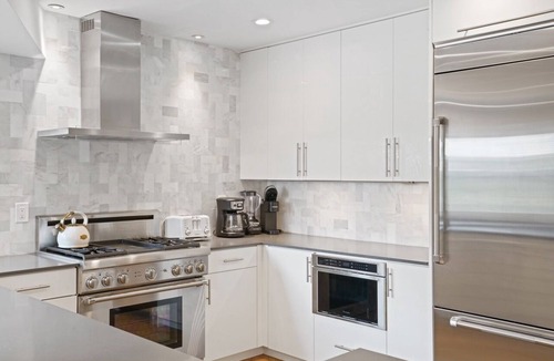 Fort Lauderdale Villa | Exclusive 4BD/3BA Villa Retreat with Heated Pool & Ocean Access
