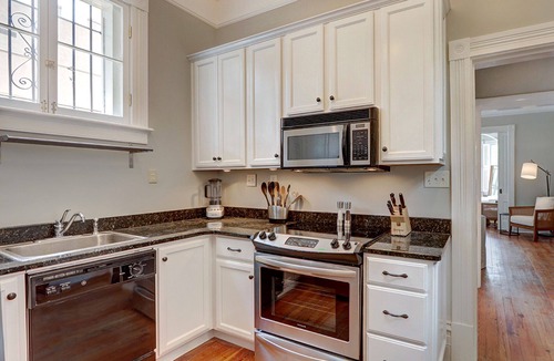 Savannah Victorian District Apartment | Executive Rental for Extended-Stays, Pool Access