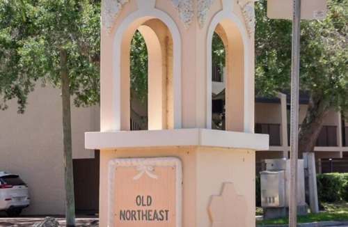 Historic Old Northeast House | Experience the Vibrant Downtown St Pete!