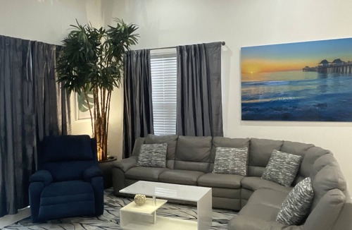 Ave Maria House | Experience your Dream Vacation Home